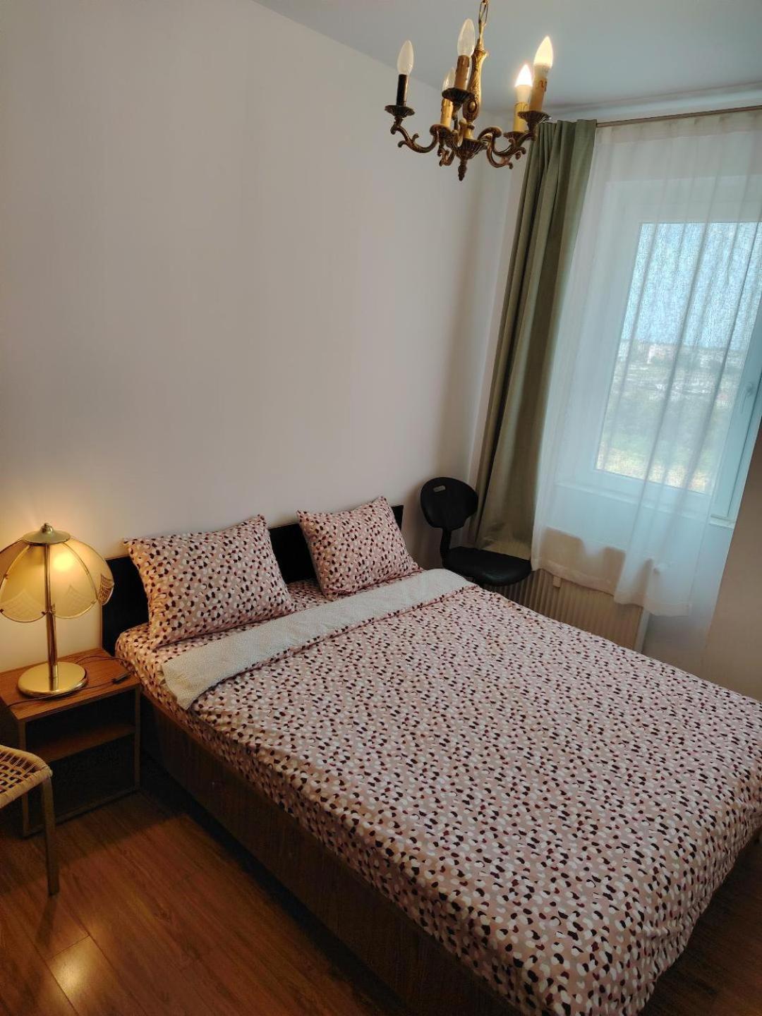 Arad Chic Apartament Uta Esterno foto